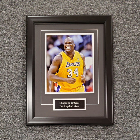 Shaquille O'Neal Unsigned 8x10 (0417)