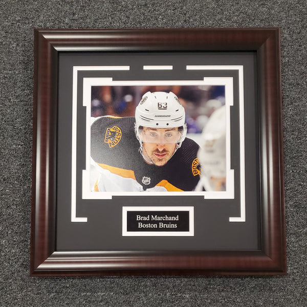 Brad Marchand Unsigned 8x10 (0618)