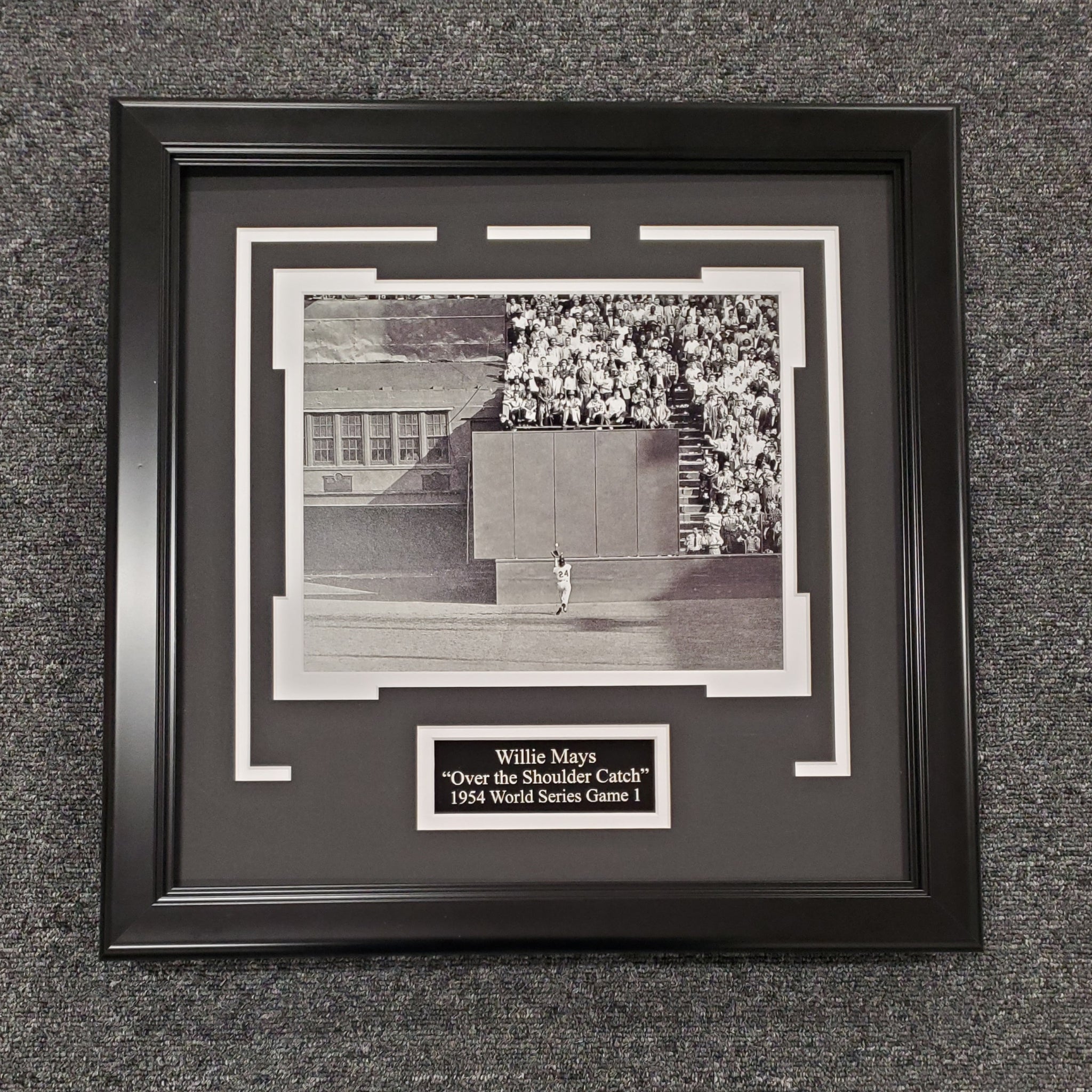 Willie Mays Unsigned 8x10 (0409)