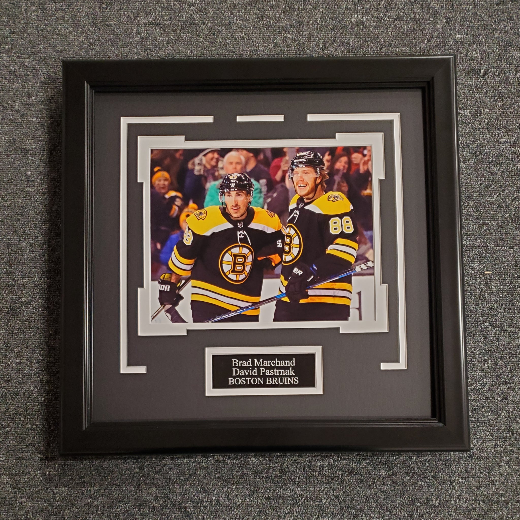 Marchand & Pastrnak Unsigned 8x10 (0400)