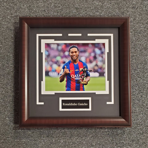 Ronaldinho Gaucho Unsigned 8x10 (0632)