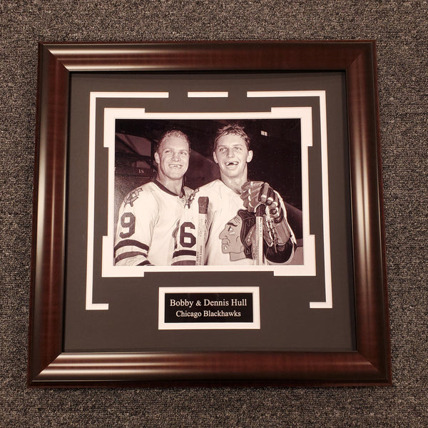 Bobby & Dennis Hull Unsigned 8x10