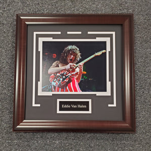 Eddie Van Halen Unsigned 8x10 (0501)