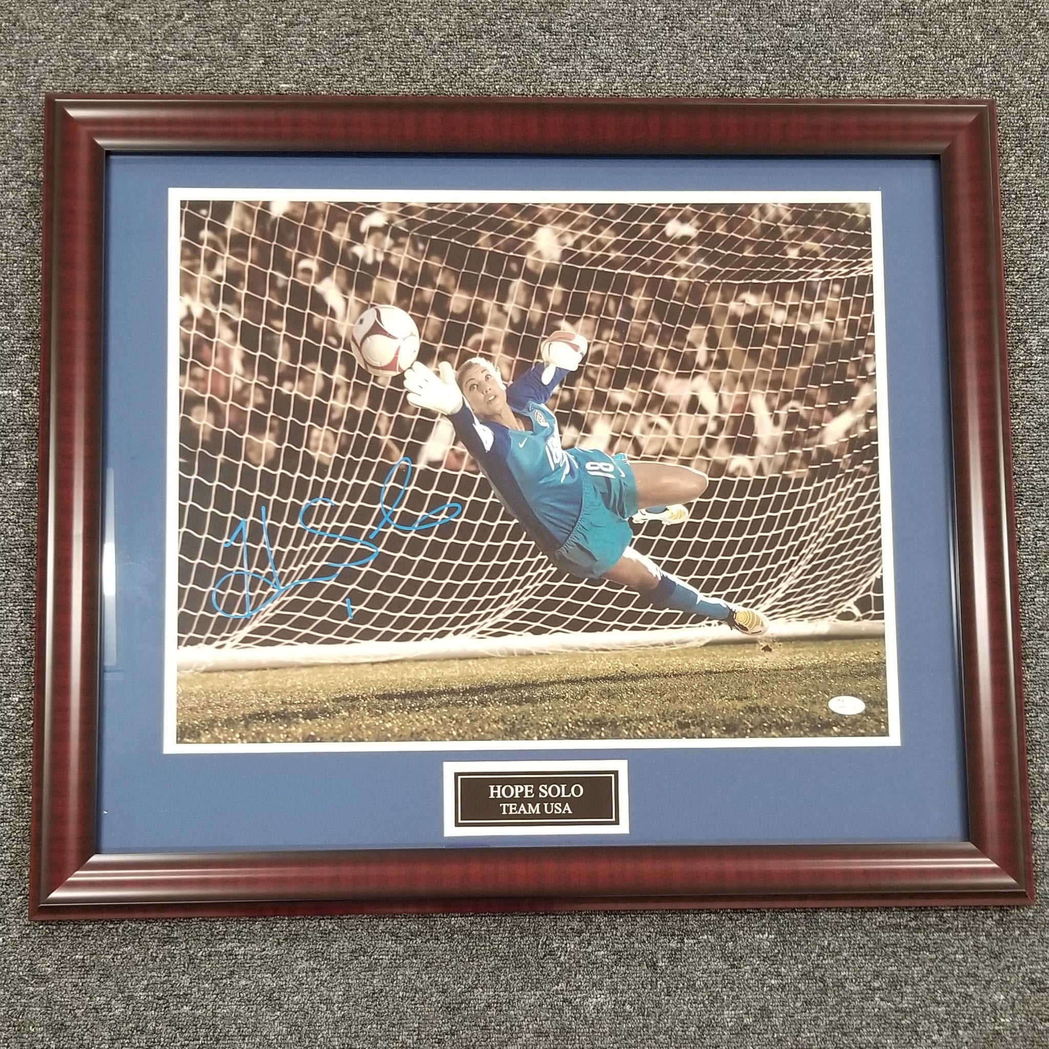 Hope Solo Signed 16x20 Goal Save